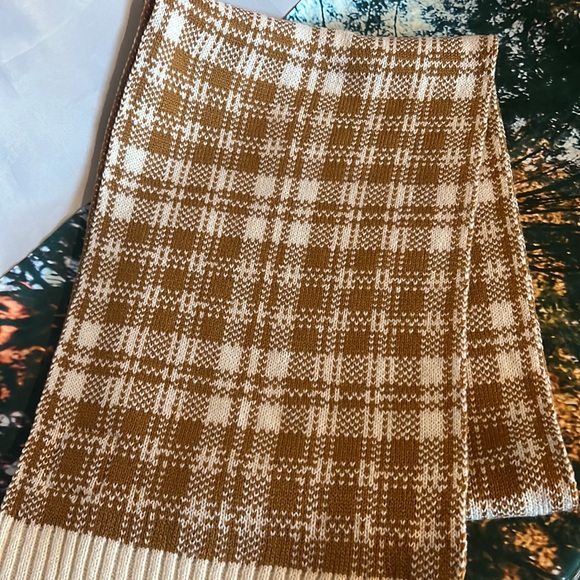 Timberland Plaid Check Classic winter Scarf NWT - Picture 3 of 4